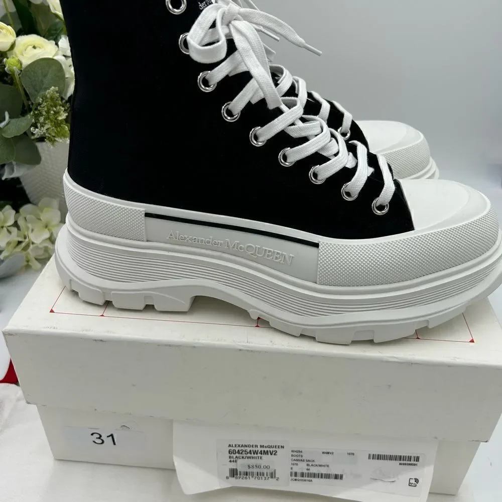 Men’s Alexander McQueen tread slick sneakers, size 44 made in Italy